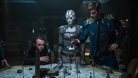 Ditulis oleh Simon Pegg dan Doug Jung, Star Trek Beyond hadir dengan plot yang cukup baru dan musuh yang sama sekali baru yang membuat film ini terasa menyenangkan. Dok. Paramount Pictures.