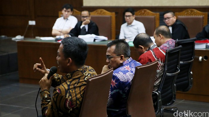 KPK Dalami Percakapan Prasetio dan Taufik Soal Order Pasal Raperda Reklamasi