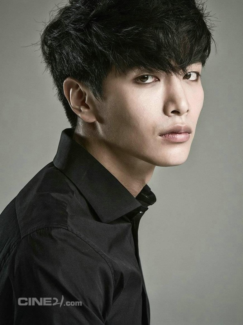 Karena Skandal Pelecehan, Lee Min Ki Batal Main Drama Karena Skandal Pelecehan, Lee Min Ki Batal Main Drama