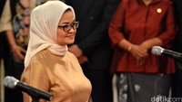 Penny Kusumastuti Lukito dilantik menjadi Kepala Badan Pengawasan Obat dan Makanan (BPOM).