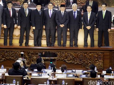 DPR Sahkan 9 Komisioner Baru KPI