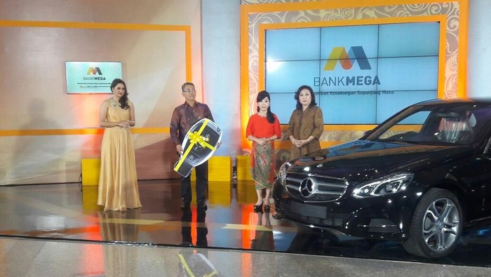 Hadiah Utama Mega Super Vaganza Diraih Nasabah Bank Mega di Pontianak