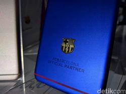 Inilah Oppo F1 Plus Barcelona