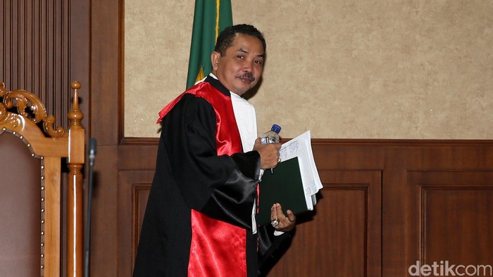 Hakim Binsar Gultom Laporkan Sendiri Harta Kekayaannya ke KPK