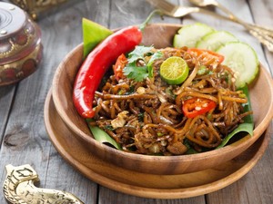Pedas Manis Mee Goreng Mamak yang Enak Ada di 4 Restoran Ini