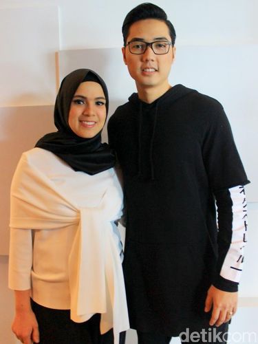 Foto: Gaya OOTD Praktis Nycta Gina Setelah Berhijab