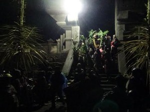 Hujan Iringi Ritual Kasada di Gunung Bromo