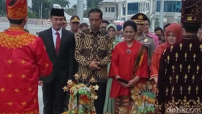 Jokowi: Kita Perlu Mereformasi Koperasi