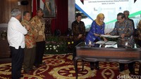 Ditargetkan groundbreaking dimulai pada awal 2017 dan selesai selama dua tahun.