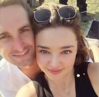 Kisah Inspiratif Evan Jadi Miliarder Muda dan Pacari Miranda Kerr