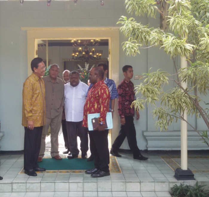 Sejumlah Tokoh Papua Temui Sri Sultan HB soal Insiden di Asrama Mahasiswa