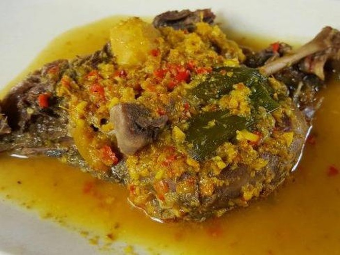 ayam betutu