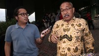 Sebelumnya ketua majelis hakim perkara tersebut yaitu Ifa Sudewi telah diperiksa KPK. Saat ini Ifa telah berpindah tugas menjadi Ketua Pengadilan Sidoarjo di Jawa Timur.