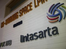 Pusat Jaringan Telekomunikasi-Internet Dibangun di Karawang, Ini Manfaatnya