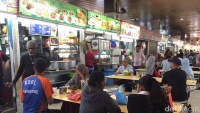 Asyiknya Belanja dan Cicip Jajanan Khas Singapura di Tekka Centre