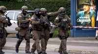 Polisi Jerman menyisir area Olympia-Einkaufszentrum. Reuters TV.