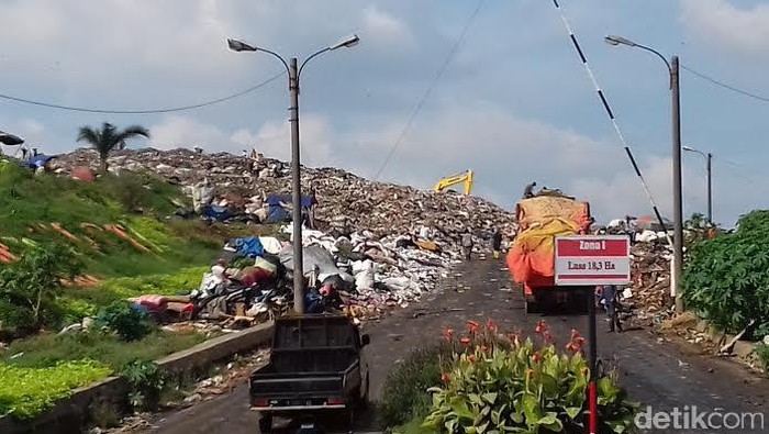 Pemprov DKI Beri Bantuan Rp 143 Miliar ke TPST Bantargebang