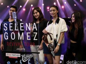 Gaya Para Selebriti di Konser Selena Gomez