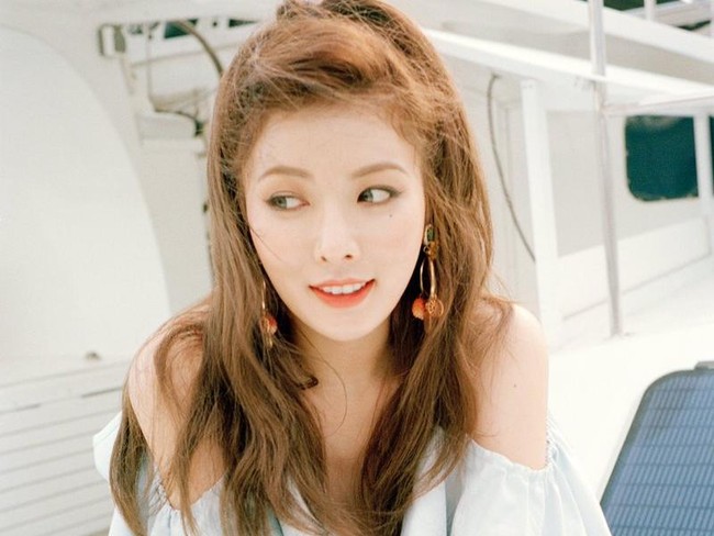 Seperti dikutip dari Koreaboo, pada akhir 2014, sebuah artikel menulis kalau rapper Hyuna hamil anak dari Jang Hyunseung, penyanyi yang pernah berduet dengannya untuk lagu Trouble Maker. Belakangan artikel itu ternyata palsu. Foto: Cube Entertainment