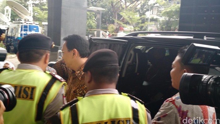 Ahok Tiba di Pengadilan Tipikor Jadi Saksi Kasus Suap Raperda Reklamasi