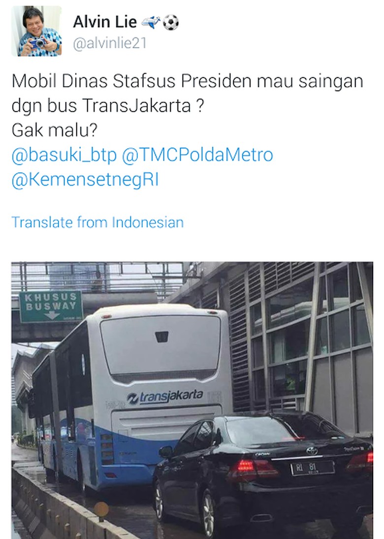 Mobil RI 81 Terobos Busway Mensesneg Serahkan Ke Gubernur DKI Jakarta