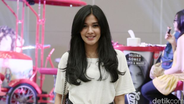 Komikus 'Samurai X' Ditangkap Polisi, Deepika Padukone Diancam Dipenggal
