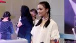 Citra Kirana Berkepang Dua di Konser Selena Gomez, Yay or Nay?