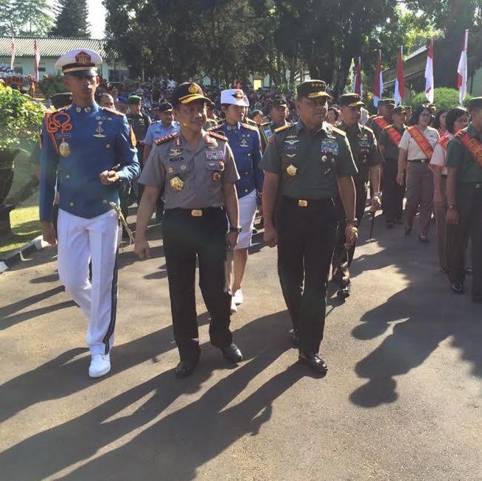 Kapolri dan Panglima TNI Kompak di Magelang, Cek Bareng Praspa TNI-Polri