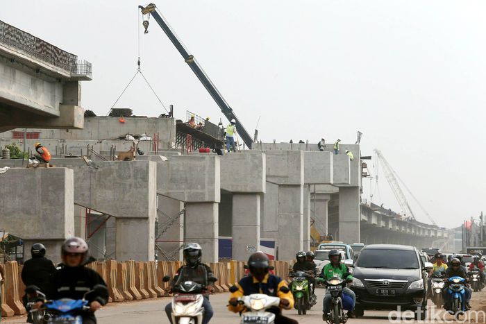 Foto: Ilustrasi proyek jalan tol (Agung Pambudhy/Detik) Foto: Ilustrasi proyek jalan tol (Agung Pambudhy/Detik)