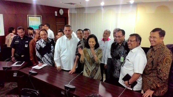 Dikritik Jadikan PLN Mesin Pencari Uang, Rini: Dasarnya Apa?