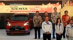 Line Off Ceremony Toyota Sienta
