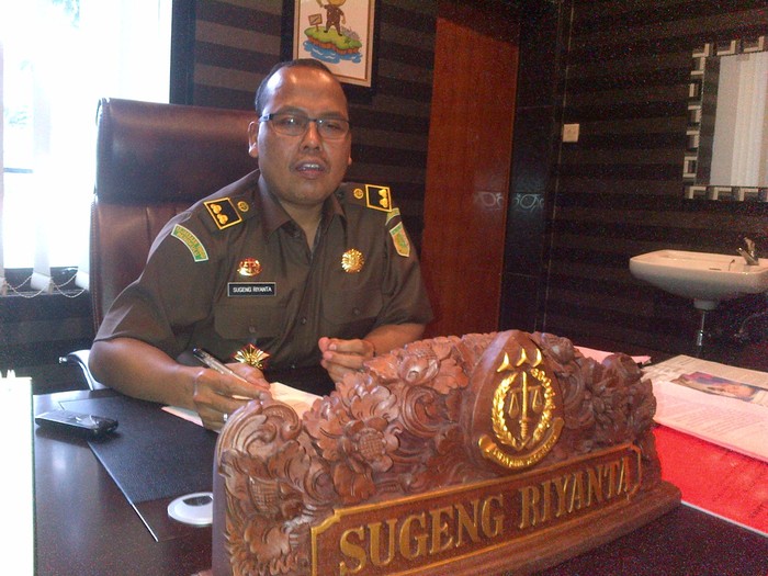Kantor Bapenda Riau Digeledah Terkait Korupsi Dana Perjalanan Dinas