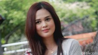 Cut Meyriska saat ditemui di Ancol, Jakarta Utara pada Senin (25/7/2016). Pool/Gus Mun/detikFoto.