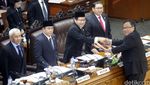 DPR Gelang Sidang Paripurna