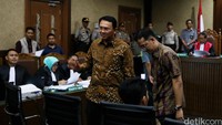 Sementara itu, Sunny mengaku sama sekali tidak menerima gaji dari Ahok. (Foto: Ari Saputra)