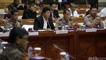 Kabareskrim dan 4 Kapolda Rapat dengan Komisi III