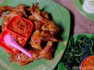 Ayam Panggang Mbok Denok: Ayam Kampung Asli dengan Bumbu Manis Gurih Meresap