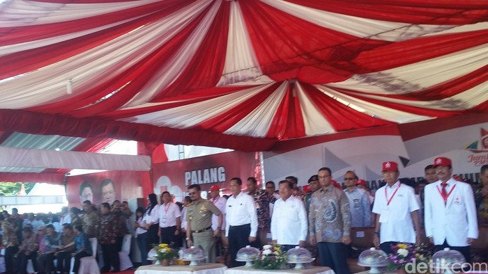 Buka Jumbara PMR, JK Minta Anak Muda Peduli Masalah Sosial