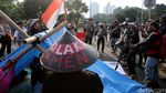 Band Marjinal Ramaikan Demo Petani di Depan Istana