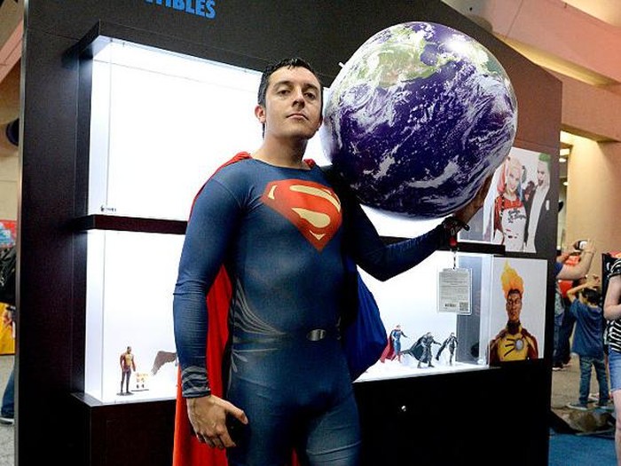 SAN DIEGO, CA - JULY 23:  Cosplayer attends Comic-Con International on July 23, 2016 in San Diego, California.  (Photo by Matt Cowan/Getty Images)
