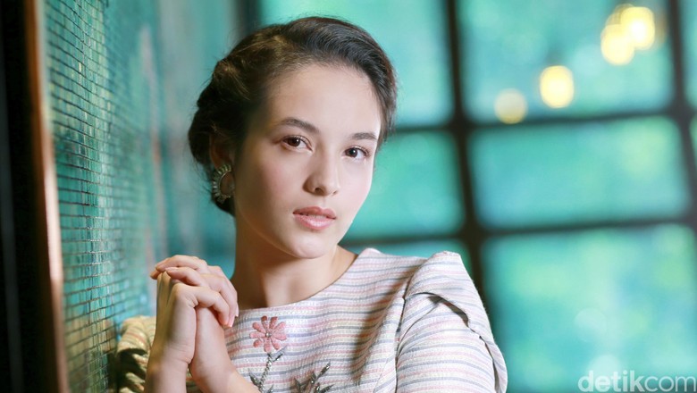 Lewat Film Merry Riana, Chelsea Islan Mencuri Hati dan Lahir Jadi Idola Lewat Film Merry Riana, Chelsea Islan Mencuri Hati dan Lahir Jadi Idola
