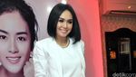 Yuni Shara is Pretty in White!