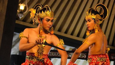 Mencintai Budaya Tari Sepenuh Hati Lewat Fotografi