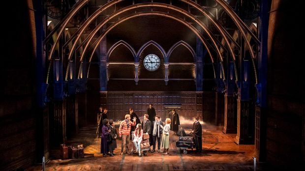 Rekor! 'Harry Potter and the Cursed Child Raih Piala Terbanyak di Olivier 