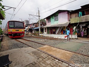Kartu Multi Trip Commuter Line Bisa Diisi Ulang di Minimarket