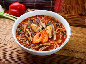 Benarkah Air Kelapa Bisa Bantu Cegah Alergi Seafood?