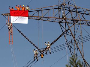 Luhut Sebut Proses Bisnis Proyek 35.000 MW Kelamaan, Ini Langkah PLN