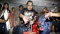DPP PDI P menggelar peringatan peristiwa 27 Juli 1996 di parkiran DPP PDI P, Jakarta, Rabu (27/7/2016).