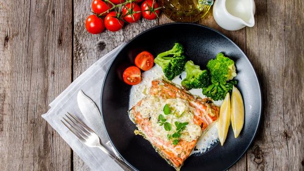 Makanan dengan bahan seafood bisa berpotensi alergi.