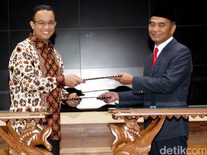 Pesan Anies ke PNS Kemendikbud: Dukung dan Bantu Menteri yang Baru